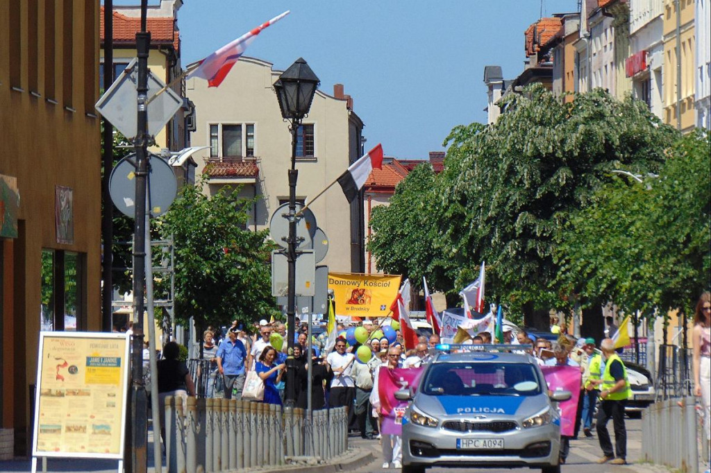 Marsz dla Życia i Rodziny [DUŻO ZDJĘĆ]