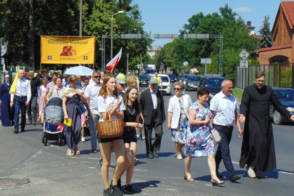 Marsz dla Życia i Rodziny [DUŻO ZDJĘĆ]