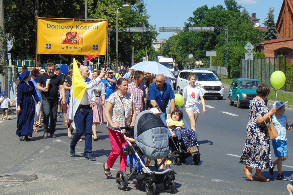 Marsz dla Życia i Rodziny [DUŻO ZDJĘĆ]