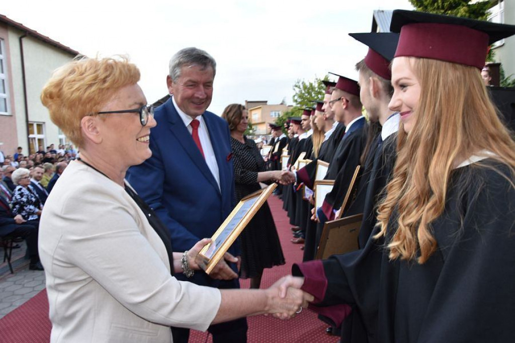 Różyczkowanie w III Liceum [ZDJĘCIA]