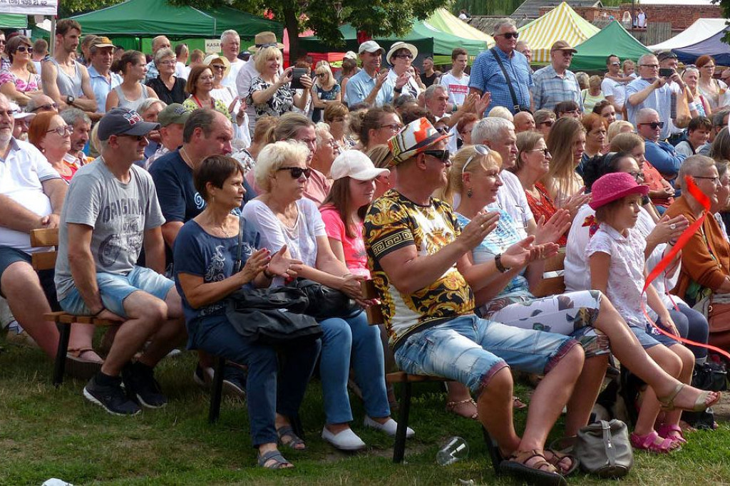 Jarmark pełen niespodzianek [ZDJĘCIA]