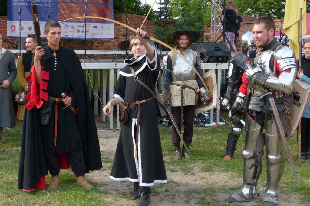 Jarmark pełen niespodzianek [ZDJĘCIA]