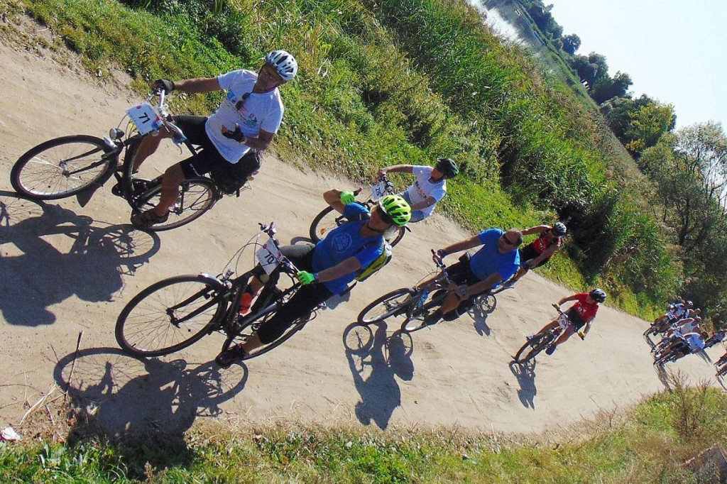 Wielki rajd na ponad 200 rowerów [DUŻO ZDJĘĆ]