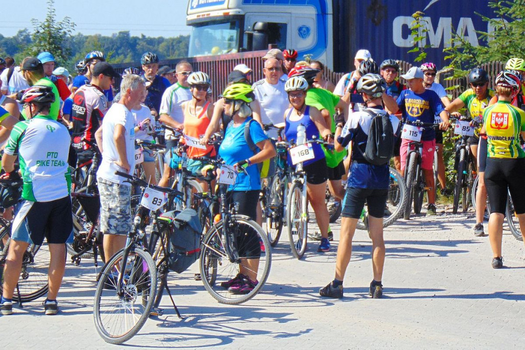 Wielki rajd na ponad 200 rowerów [DUŻO ZDJĘĆ]