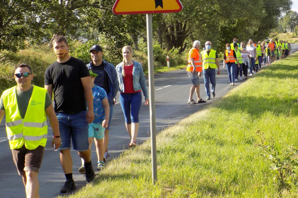 Protestowali na drodze w pobliżu Brodnicy. 