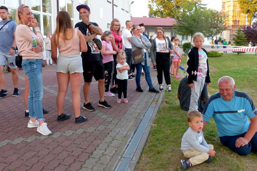 Przyleciały do Osieka z Rypina wielkie balony [ZDJĘCIA]
