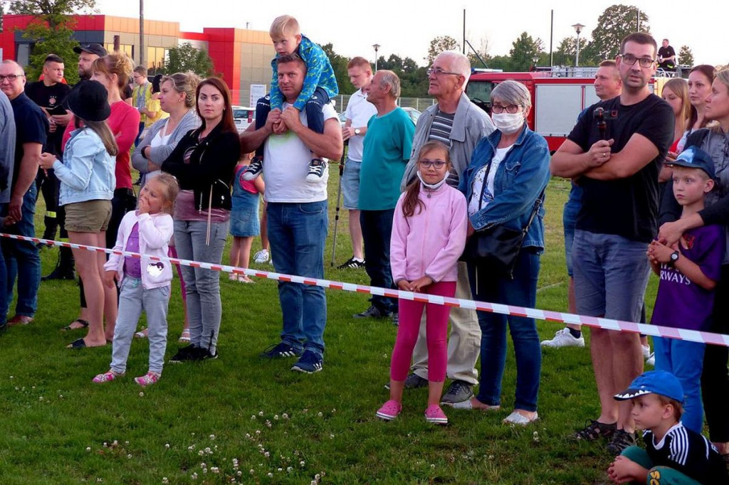 Przyleciały do Osieka z Rypina wielkie balony [ZDJĘCIA]