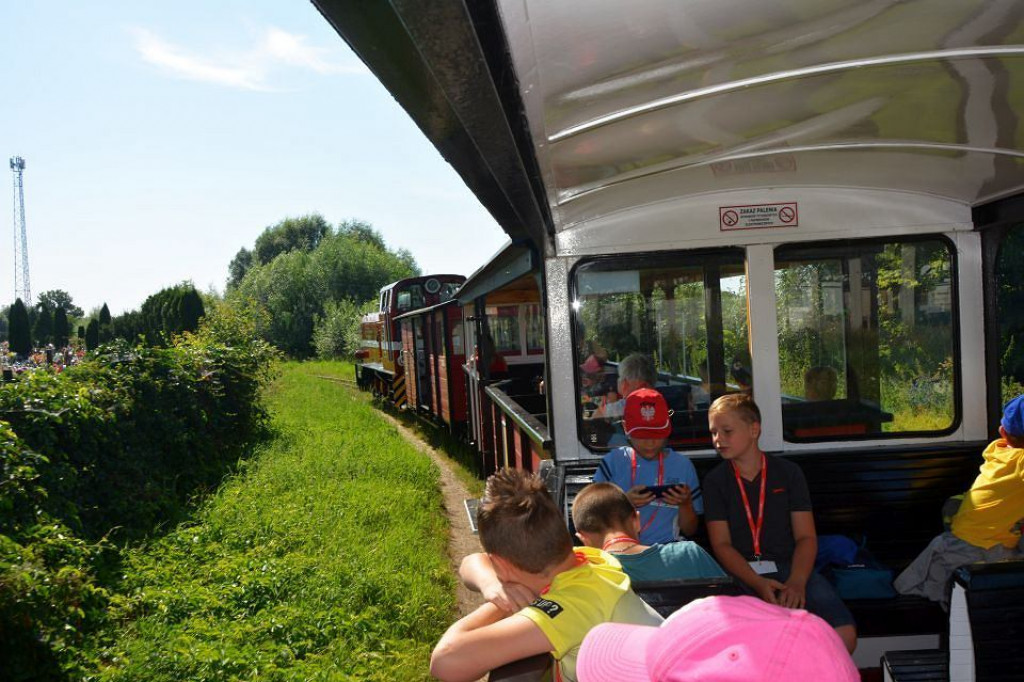Dzieci z półkolonii w Zbicznie jeździły na wycieczki. Kacze Bagno, Żnin, Wenecja, Biskupin [ZDJĘCIA]