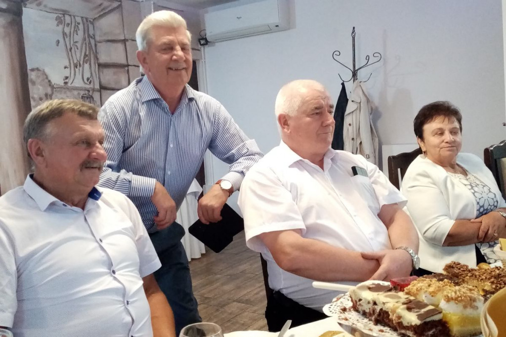 Po 50 latach zjechali się absolwenci szkoły w Zgniłobłotach [ZDJĘCIA]