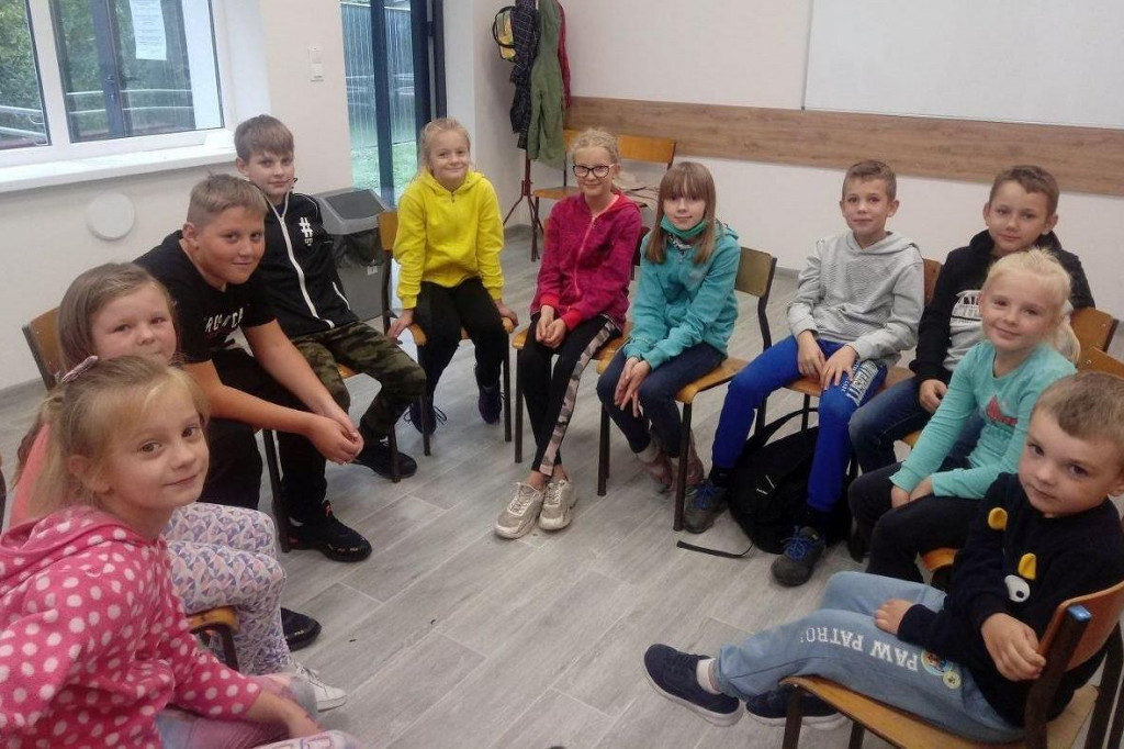 Zajęcia kulinarne, plastyczne i sportowe, gry i zabawy dla dzieci, a do tego pomoc w nauce [ZDJĘCIA]