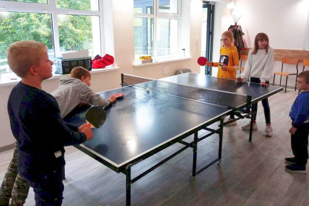 Zajęcia kulinarne, plastyczne i sportowe, gry i zabawy dla dzieci, a do tego pomoc w nauce [ZDJĘCIA]