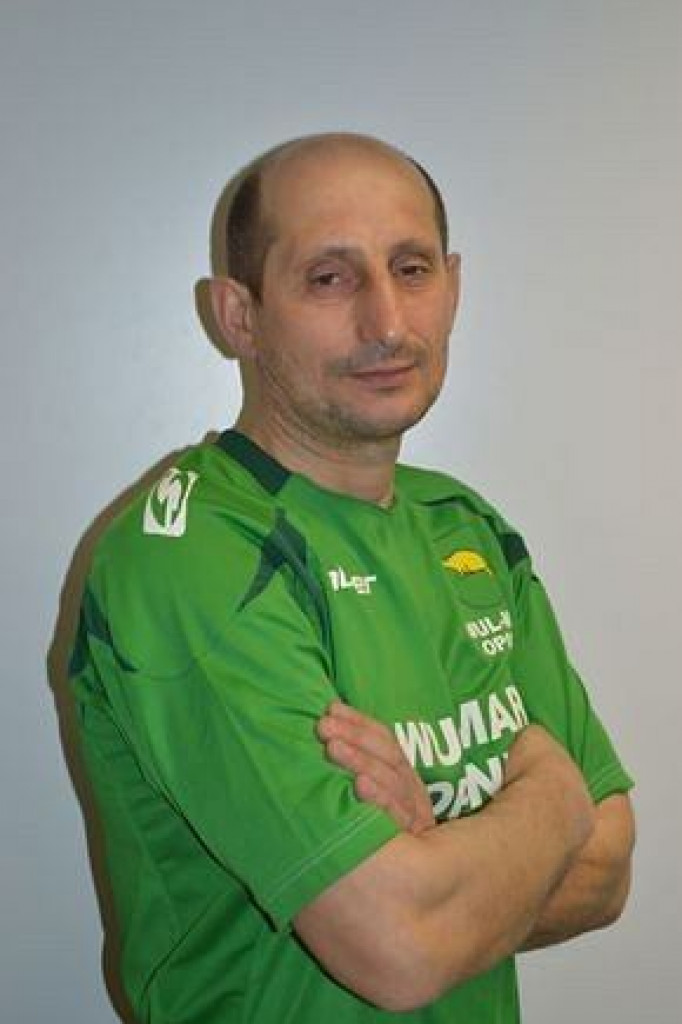 Jego przykład pokazuje, że miłość do piłki nożnej wystarczy, by grać w rozgrywkach ligowych trzy dekady