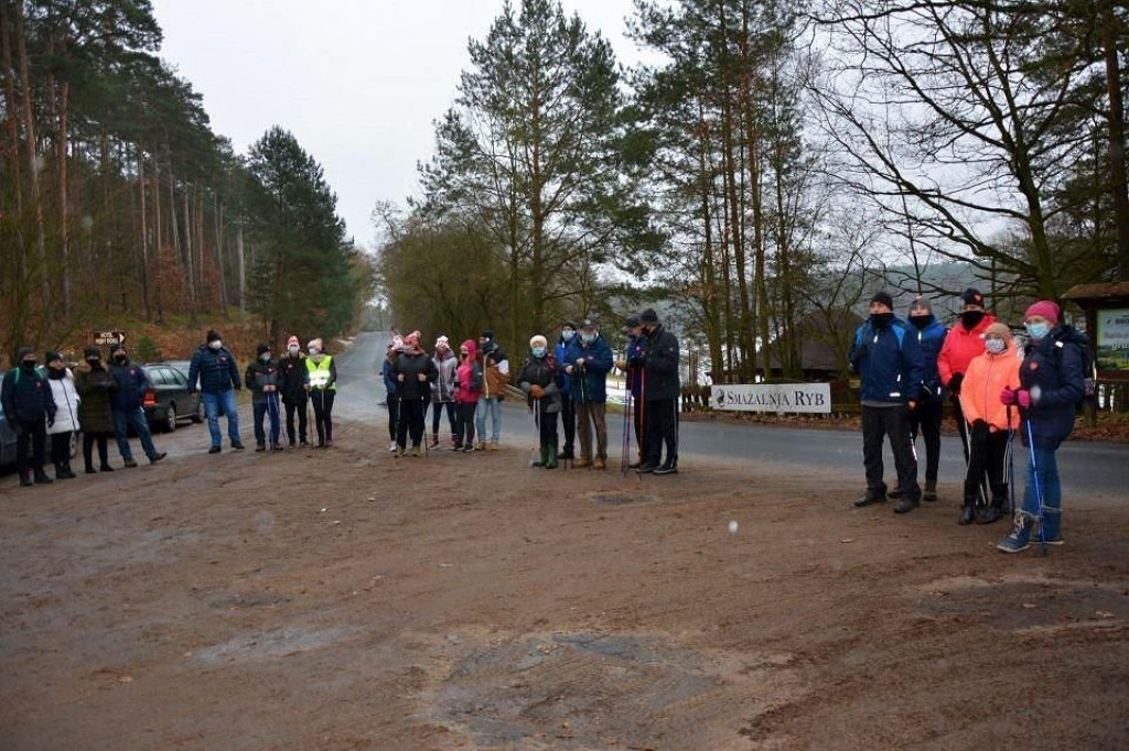 Orkiestrową imprezę już przeprowadzono w plenerze. Trzeba było przestrzegać obostrzeń covidowych [ZDJĘCIA]