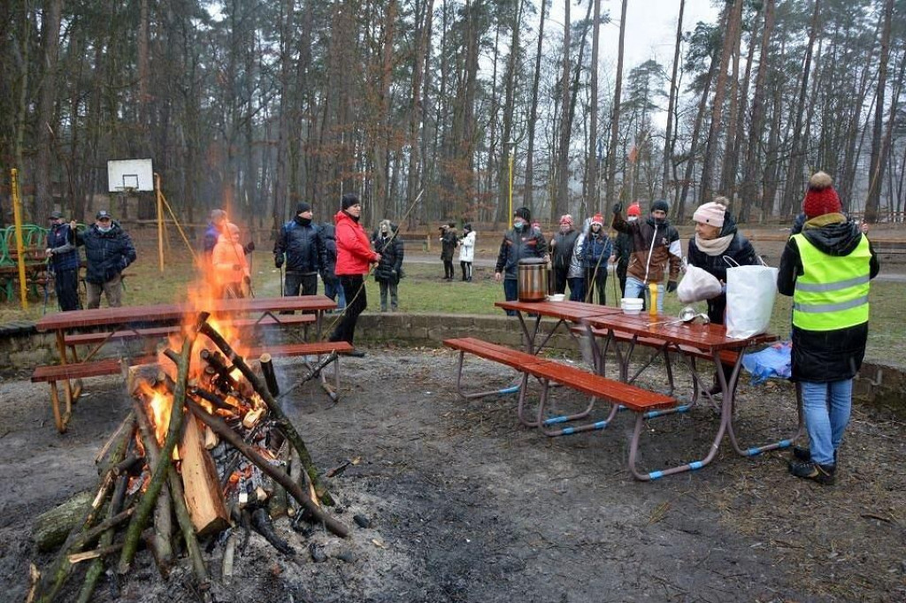 Orkiestrową imprezę już przeprowadzono w plenerze. Trzeba było przestrzegać obostrzeń covidowych [ZDJĘCIA]