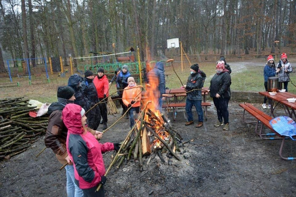 Orkiestrową imprezę już przeprowadzono w plenerze. Trzeba było przestrzegać obostrzeń covidowych [ZDJĘCIA]