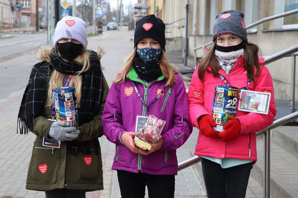 Wielka Orkiestra w Brodnicy, Jabłonowie i Górznie w czasie obostrzeń. Motocykle, ciężarówki, motolotnie i morsy [ZDJĘCIA]