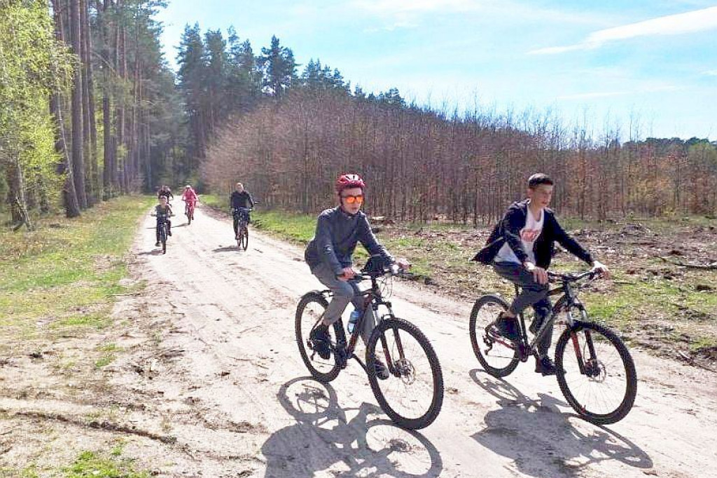 Majowe imprezy w gminie Zbiczno. Rajd pieszy i rowerowy, ogniska i inne atrakcje [ZDJĘCIA]
