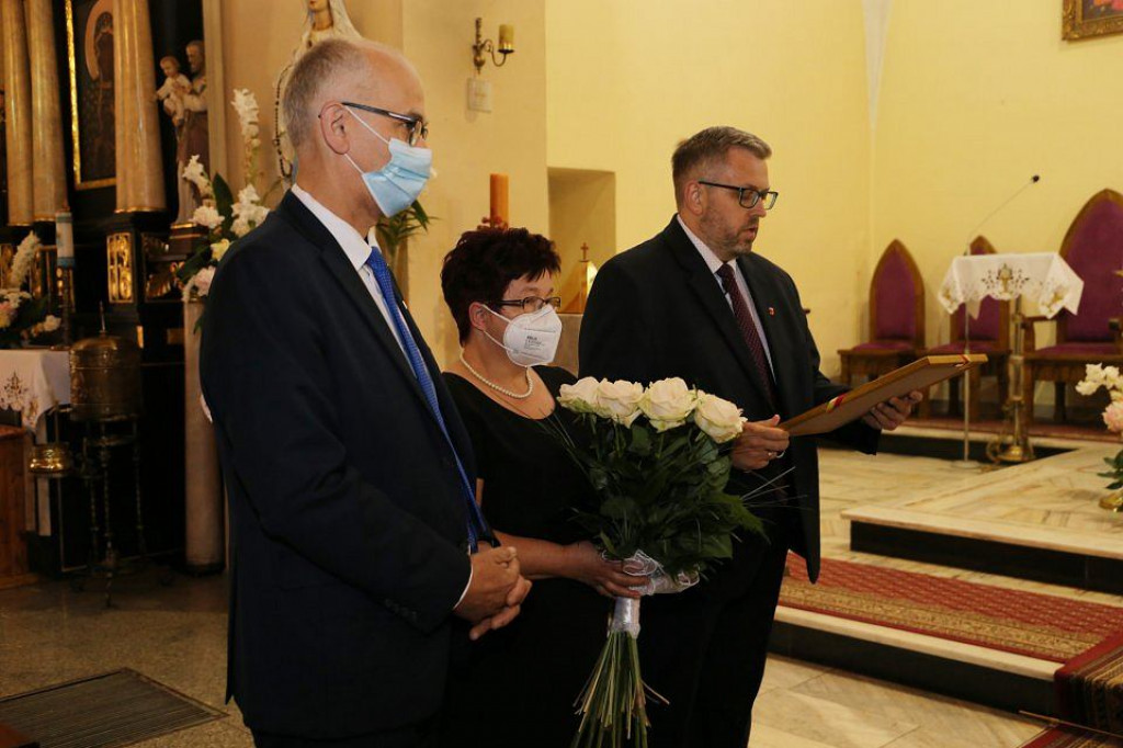Uroczystości w kościołach w Brodnicy, Jabłonowie i Jastrzębiu. W farze dwa dni z zakonnikami, nad Lutryną z udziałem władz