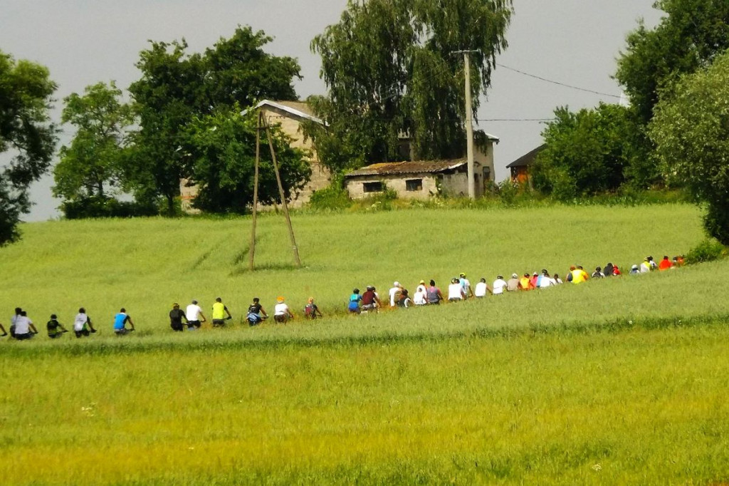 Pojezierze Brodnickie. To był wielki turystyczny rajd. Na blisko dwieście rowerów [DUŻO ZDJĘĆ]