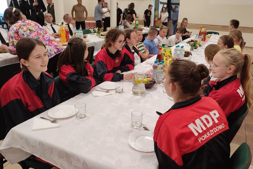 Strażacy ochotnicy z Pokrzydowa mają nowego naczelnika i nowy wóz bojowy