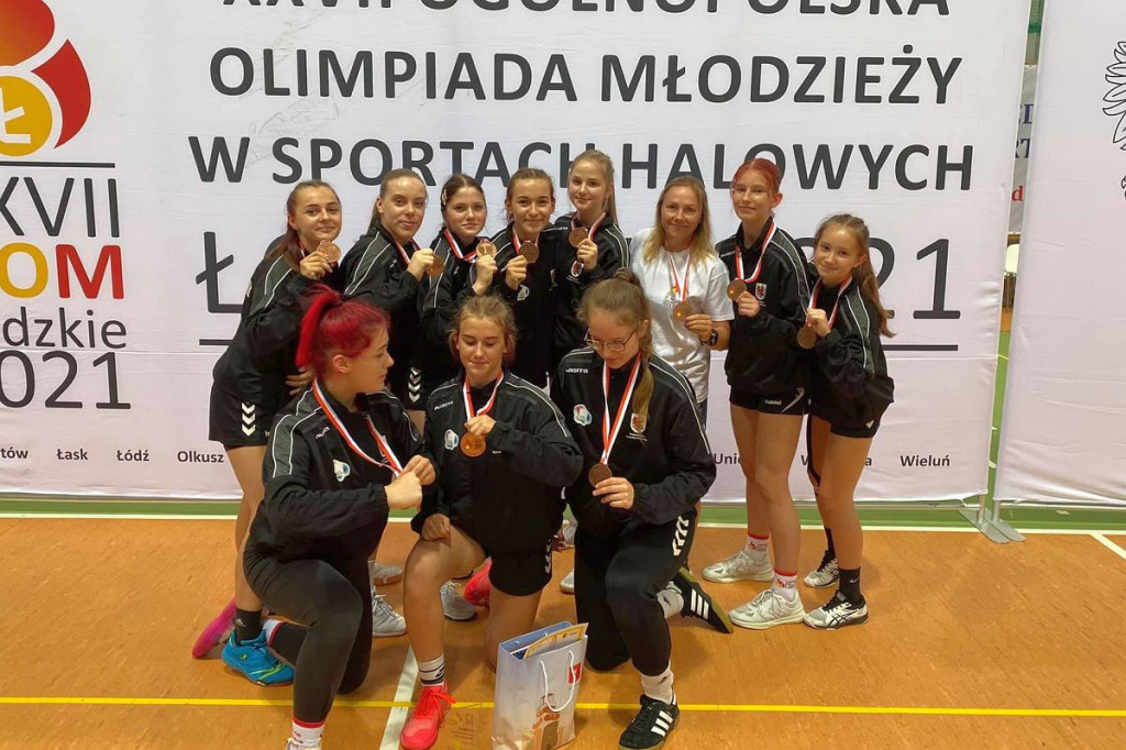 Brodnickie szczypiornistki znowu mają medal. Tym razem brązowy