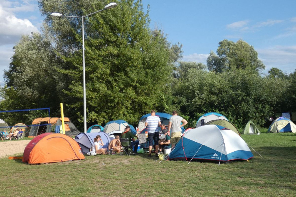 Wakacje 2021. Aż 223 km w kajakach. Uczestnicy międzynarodowego spływu są właśnie w Brodnicy [ZDJĘCIA]