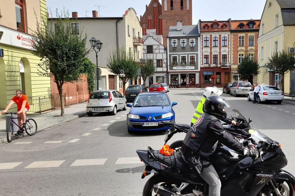 Motocykliści tłumnie przejechali przez Brodnicę. Wieczorem koncerty [ZDJĘCIA]