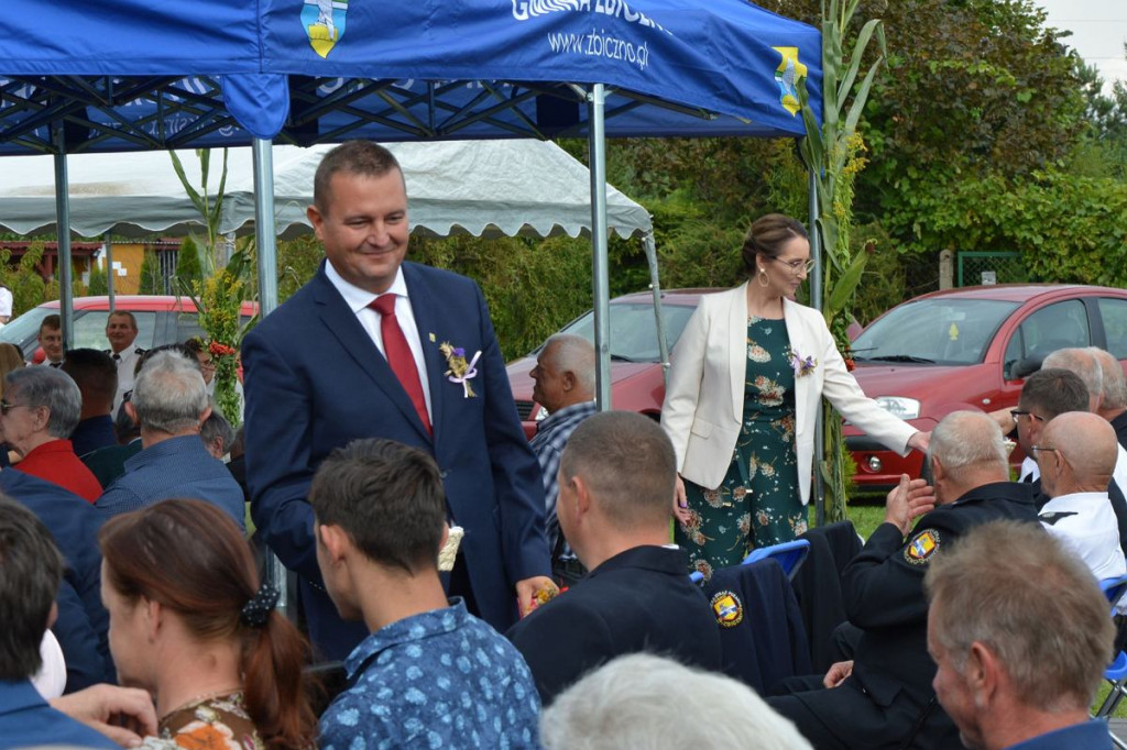 Dożynki 2021. W Najmowie uhonorowano rodzinę, która pomogła harcerzom [DUŻO ZDJĘĆ]