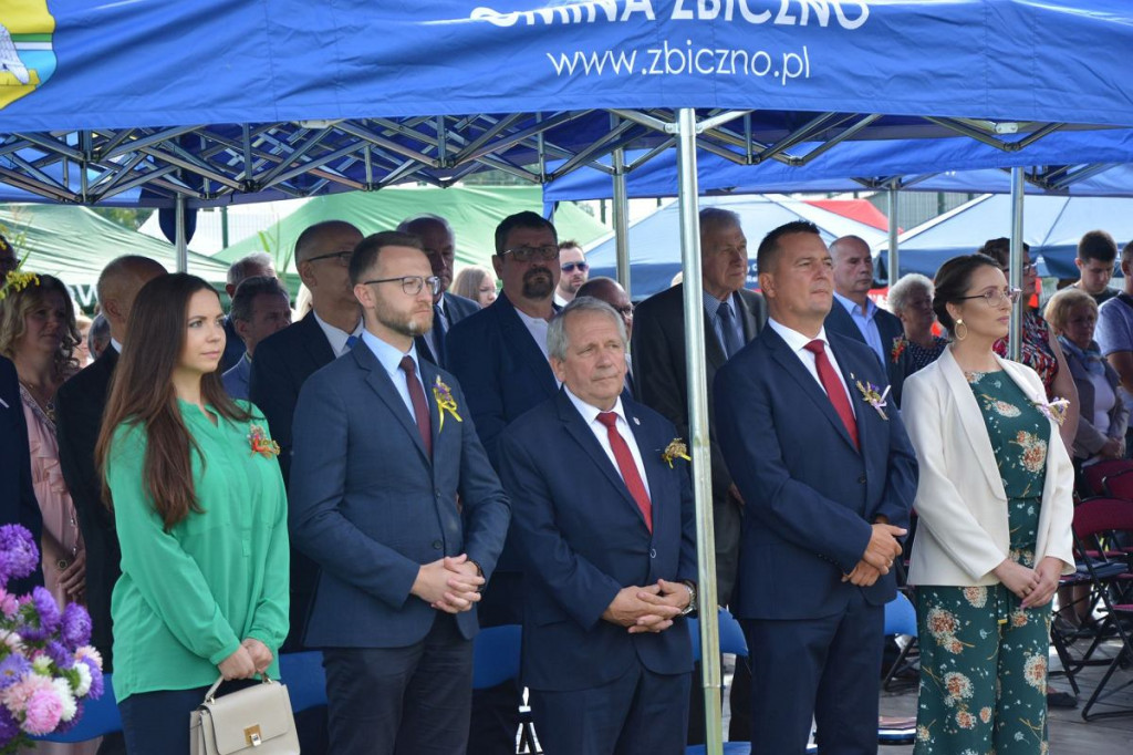 Dożynki 2021. W Najmowie uhonorowano rodzinę, która pomogła harcerzom [DUŻO ZDJĘĆ]
