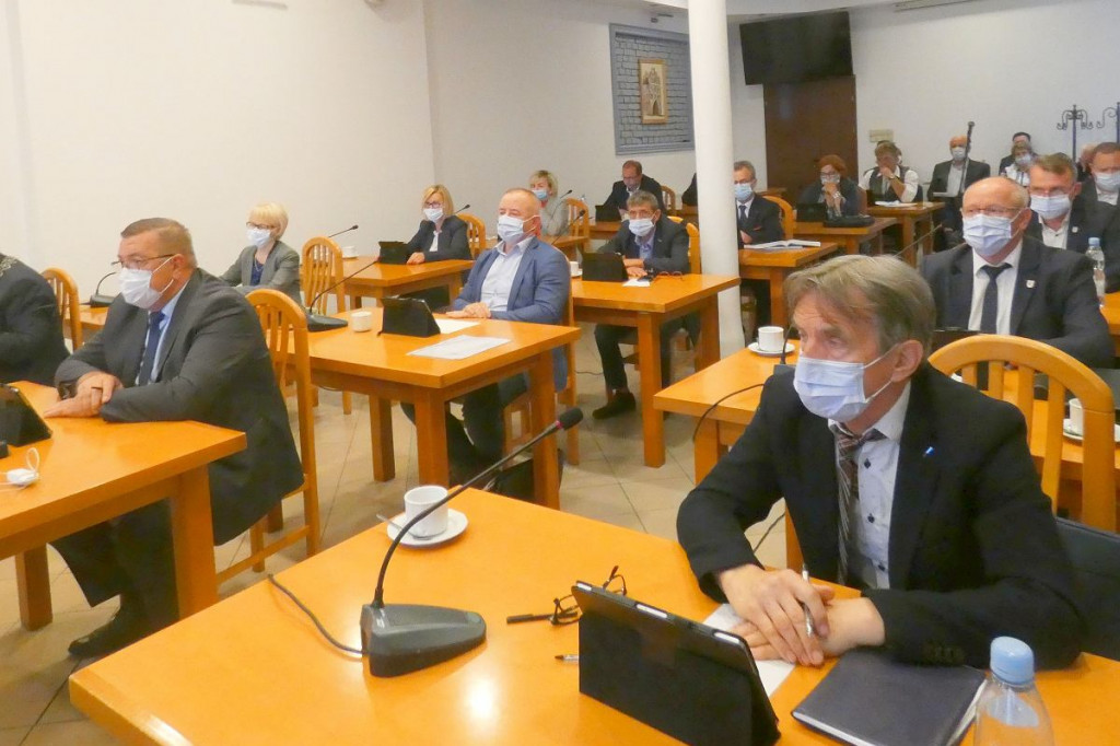 Brodnica. Zebrani usłyszeli o licznych skargach pacjentów na szpital. 
