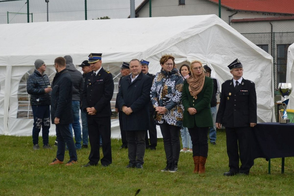 Kobiety rywalizowały z mężczyznami. Wszystkie drużyny dostały pieniądze [ZDJĘCIA]