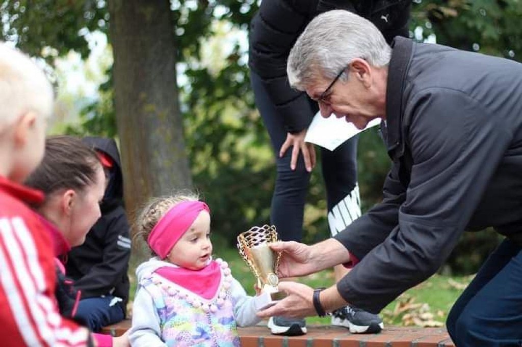 Jubileuszowy XX Bieg po schodach w Górznie. Trud podjęła prawie setka chętnych