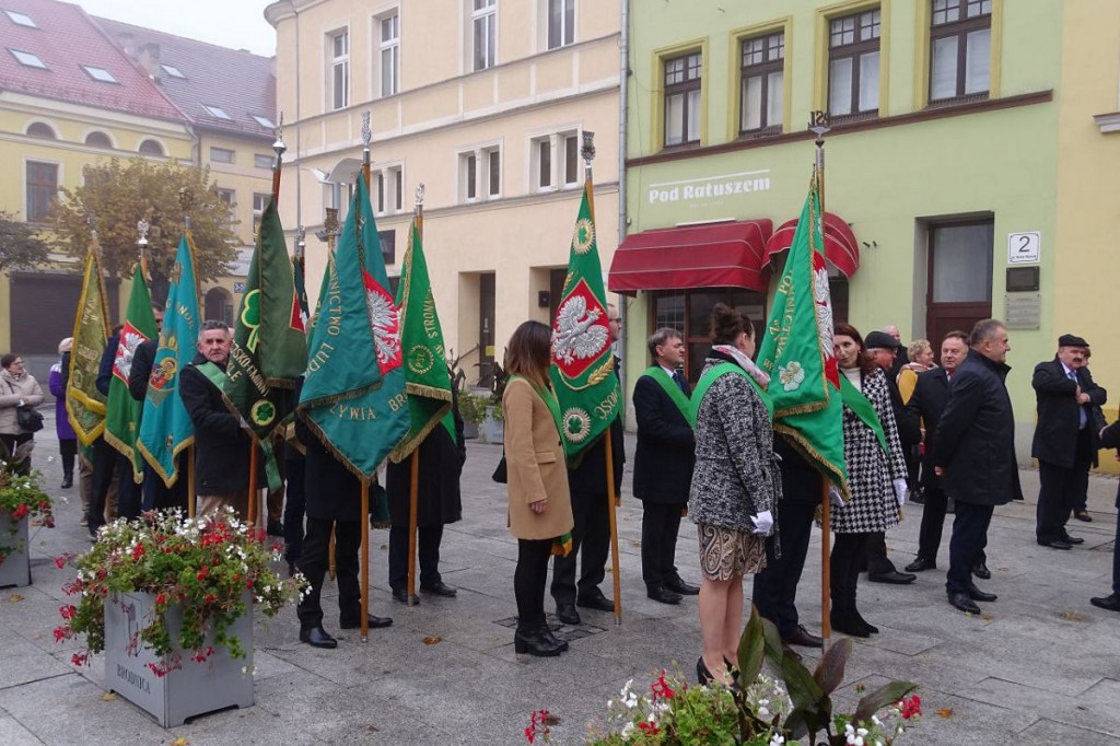 Brodnica. PSL opanował miasto. Kosiniak-Kamysz i kilkuset działaczy w kościele, domu kultury i na ulicach [ZDJĘCIA]