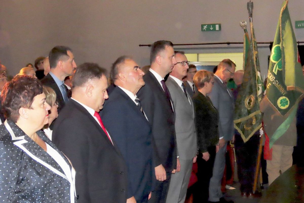 Brodnica. PSL opanował miasto. Kosiniak-Kamysz i kilkuset działaczy w kościele, domu kultury i na ulicach [ZDJĘCIA]