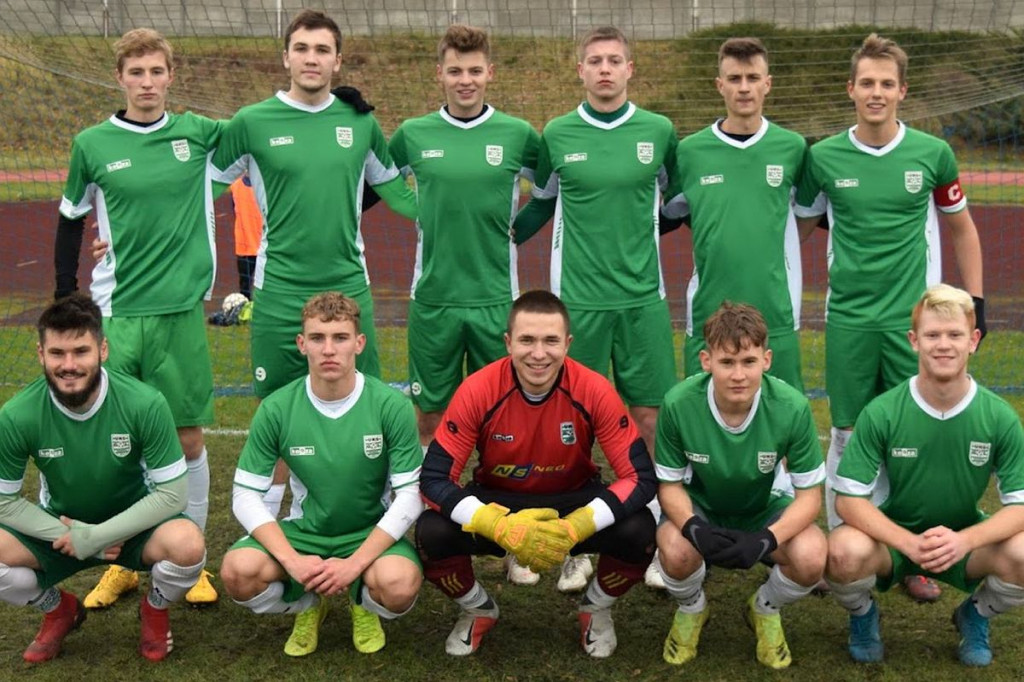 Brodnica i okolice. Na koniec piłkarskiej rundy jesiennej derby bez rozstrzygnięcia [ZDJĘCIA]