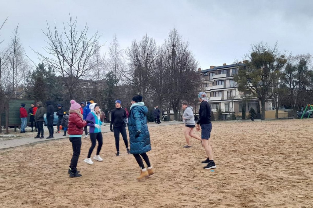 Brodnica. Charytatywne morsowanie nad Niskim Brodnem dla Krzyśka [ZDJĘCIA]