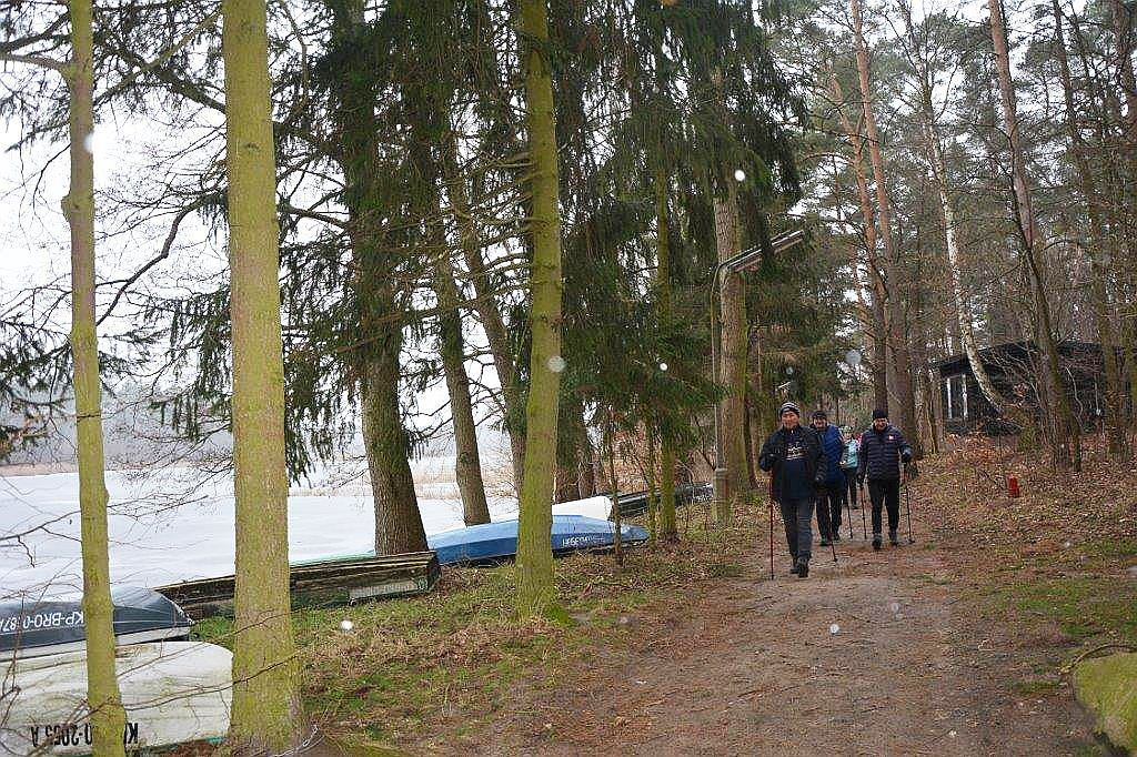 WOŚP 2022. Rajd nordic walking po urokliwych zakątkach gminy Zbiczno [ZDJĘCIA]
