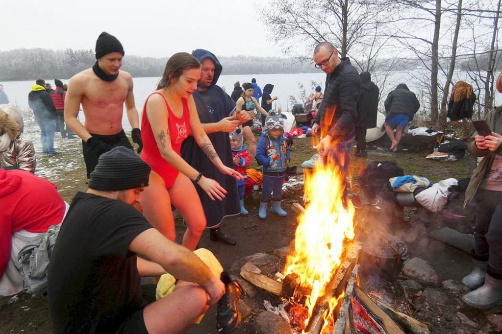 Brodnica i okolice. Tu kąpią się morsy, chleb orkiszowy piecze się w starym piecu, a kurczaki wychodzą z jaj [ZDJĘCIA]
