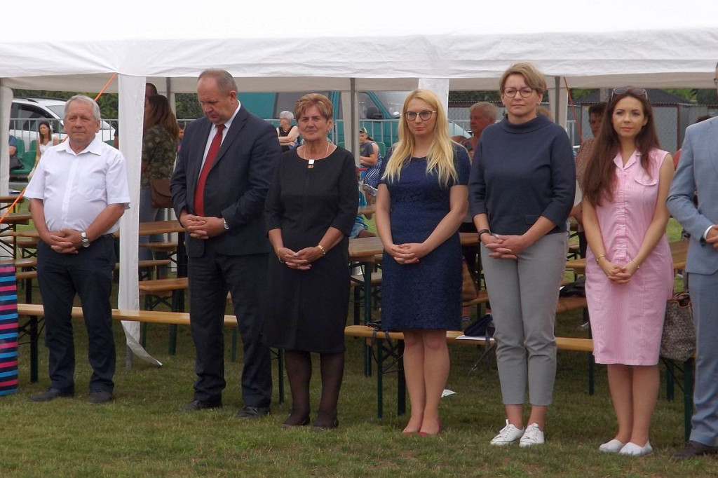W niedzielę mieszkańcy bawią się na festynie w Jajkowie. Było uroczyste otwarcie [ZDJĘCIA]