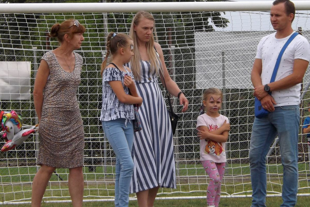W niedzielę mieszkańcy bawią się na festynie w Jajkowie. Było uroczyste otwarcie [ZDJĘCIA]