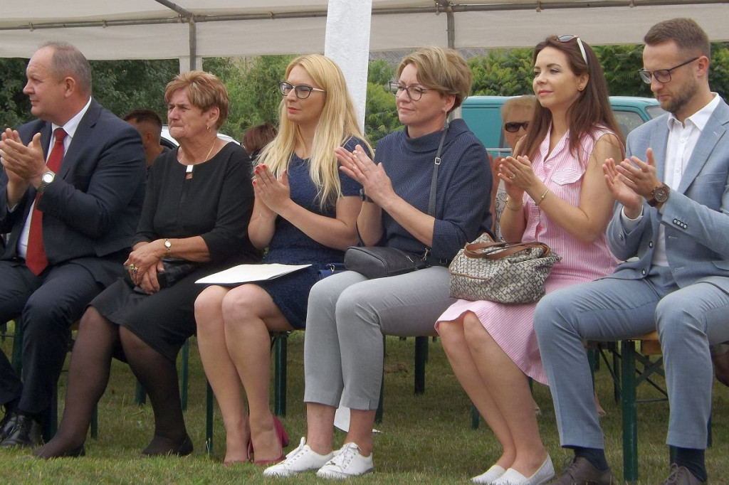 W niedzielę mieszkańcy bawią się na festynie w Jajkowie. Było uroczyste otwarcie [ZDJĘCIA]