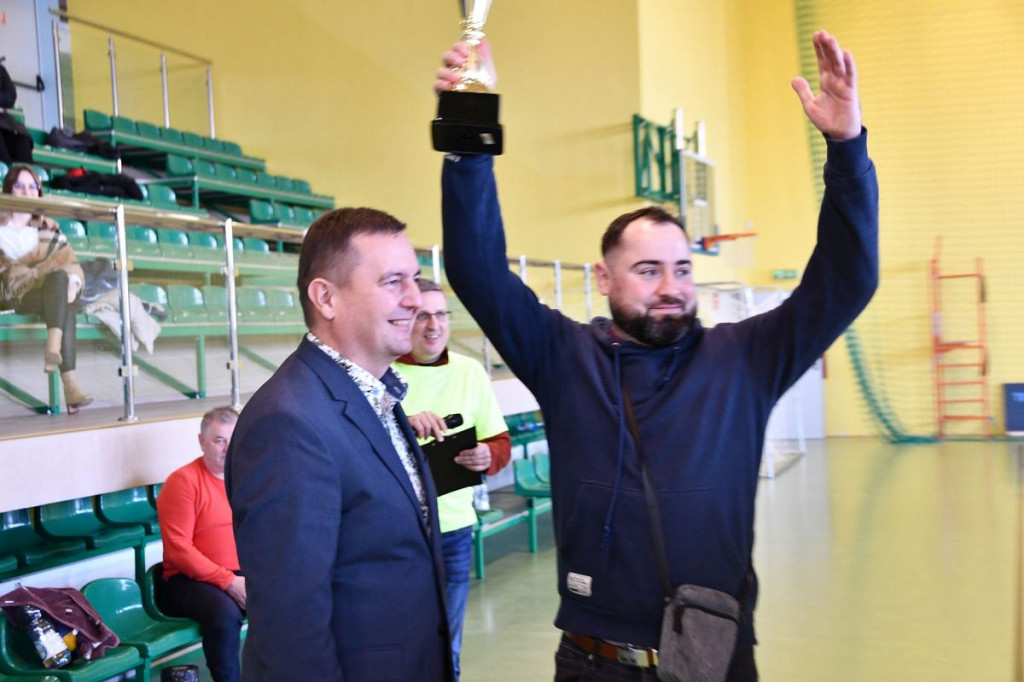Brodnica i okolice. Siatkarze zagrali dla chorego Roberta Stańko [ZDJĘCIA]