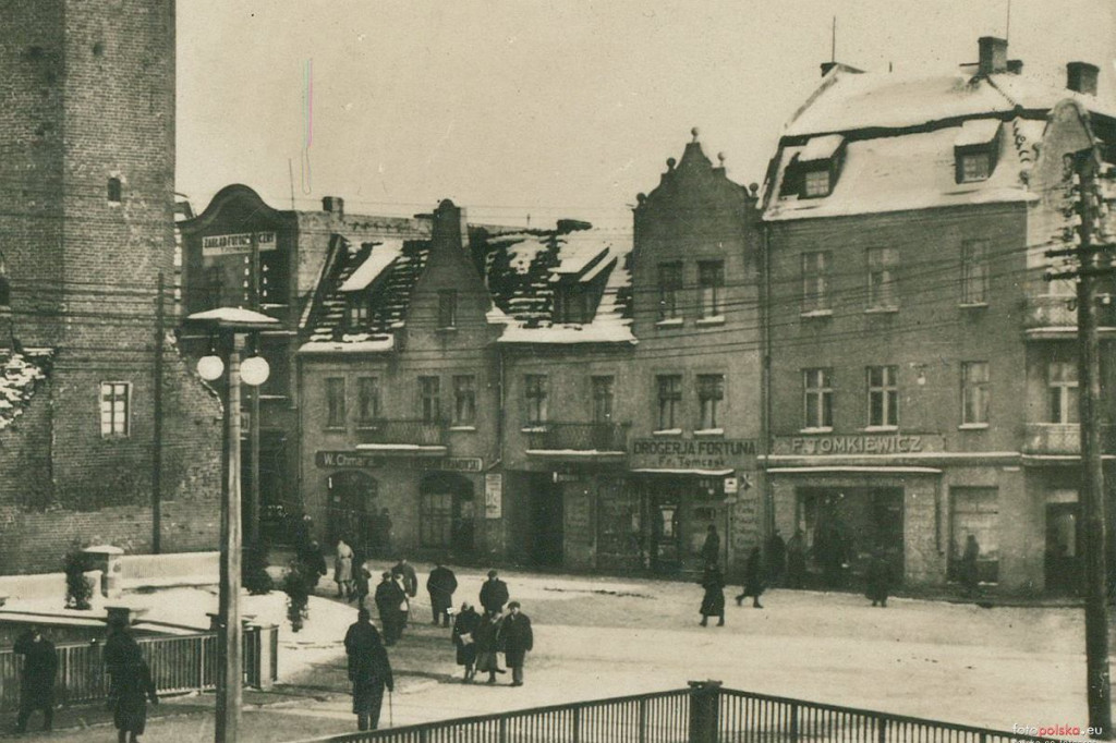 Brodnica. Ulica Kościuszki w czasie zaboru, kilkanaście lat później i obecnie. Dużo się zmieniło [ZDJĘCIA]