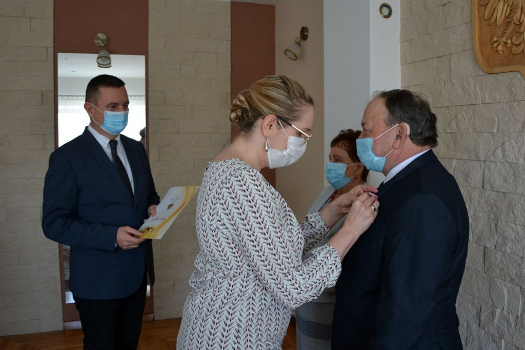 Brodnica i okolice. W Zbicznie dostali medale od Prezydenta [ZDJĘCIA]