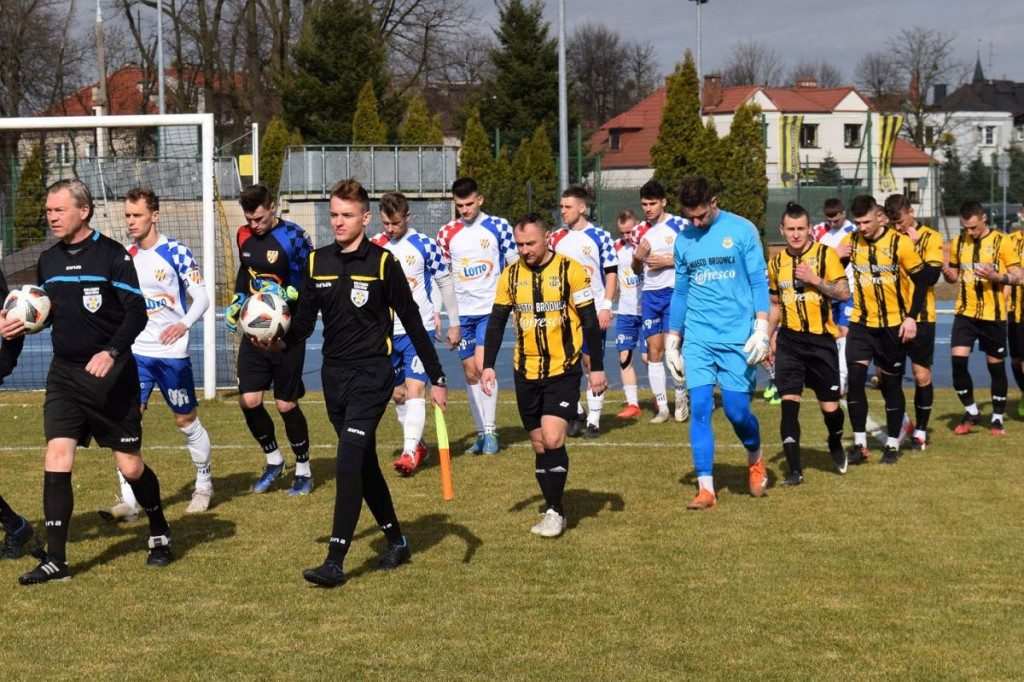 Brodnica. Pięć goli w meczu Sparty. Na trybunach kibice nie tylko żółto-czarnych [ZDJĘCIA]