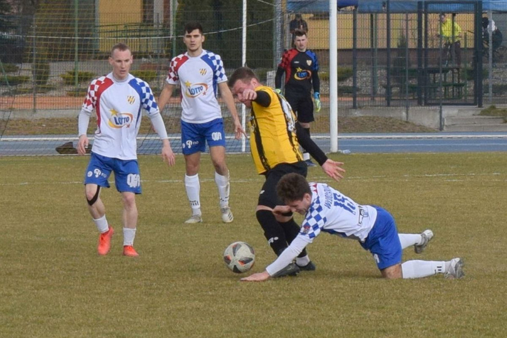 Brodnica. Pięć goli w meczu Sparty. Na trybunach kibice nie tylko żółto-czarnych [ZDJĘCIA]