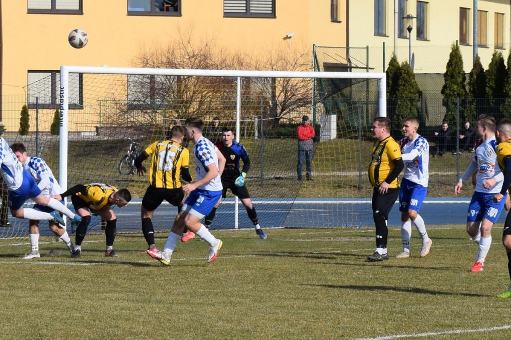 Brodnica. Pięć goli w meczu Sparty. Na trybunach kibice nie tylko żółto-czarnych [ZDJĘCIA]
