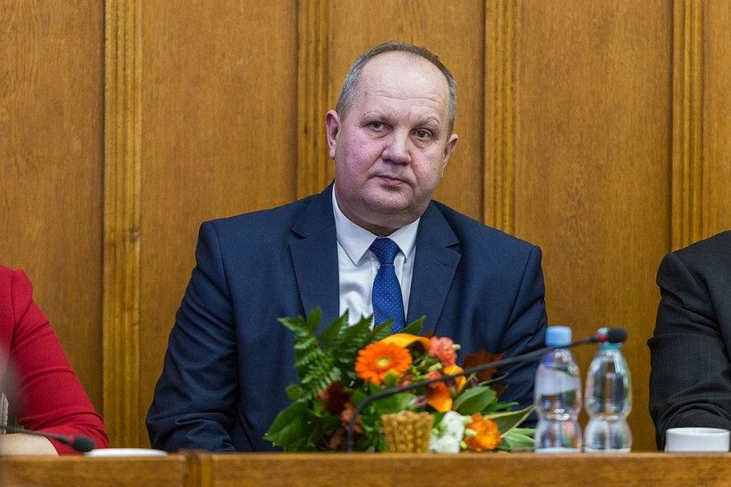 Brodnica i okolice. Dwóch znanych polityków zaprasza na spotkanie do Świedziebni. Zaczyna się walka o wieś?