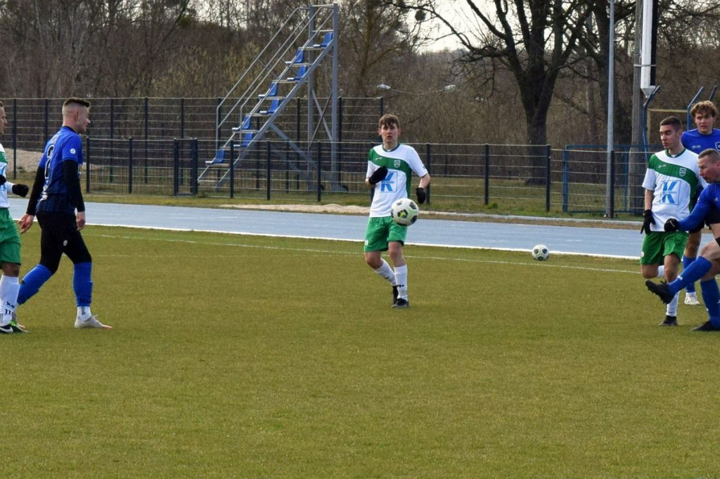 Brodnica. Siedem bramek na stadionie OSiR-u. 