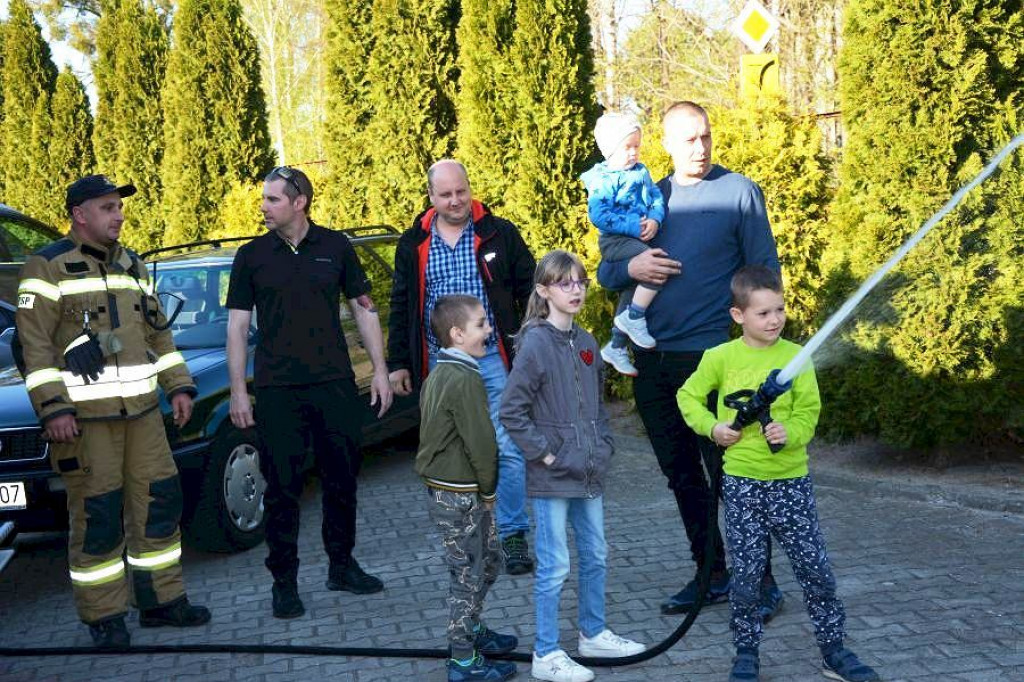 Brodnica. Takiej ochotniczej straży pożarnej u nas jeszcze nie było, czyli polski rock albo muzyka biesiadna [ZDJĘCIA]